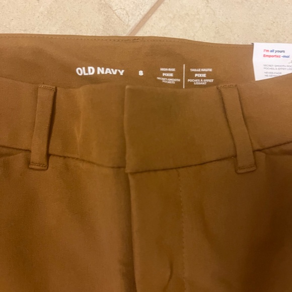 Old Navy pixie pants - Picture 3 of 4
